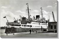 Saint-Malo (annes 50) Le Falaise devant la gare maritime